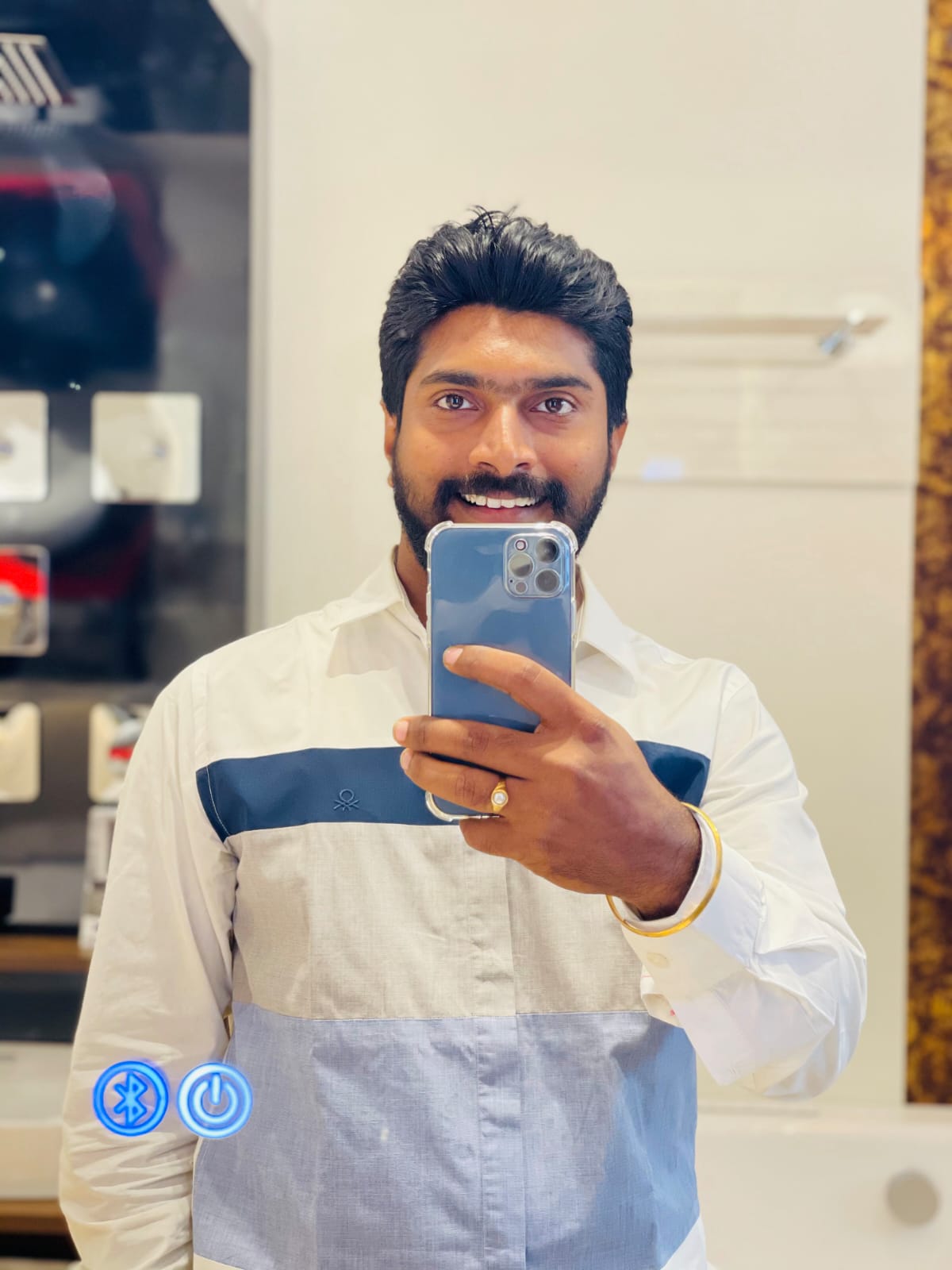 Mr. Saravanaperumal, MD of Shrish Associates and Co-Founder of Shrish Travels